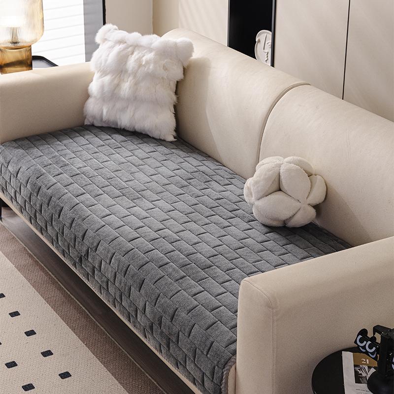 1pc Vintage Plaid Non-Slip Washable Velvet Sofa Cover, Modern Minimalist Pet-Friendly Furniture Protector, Living Room & Bedroom Decor
