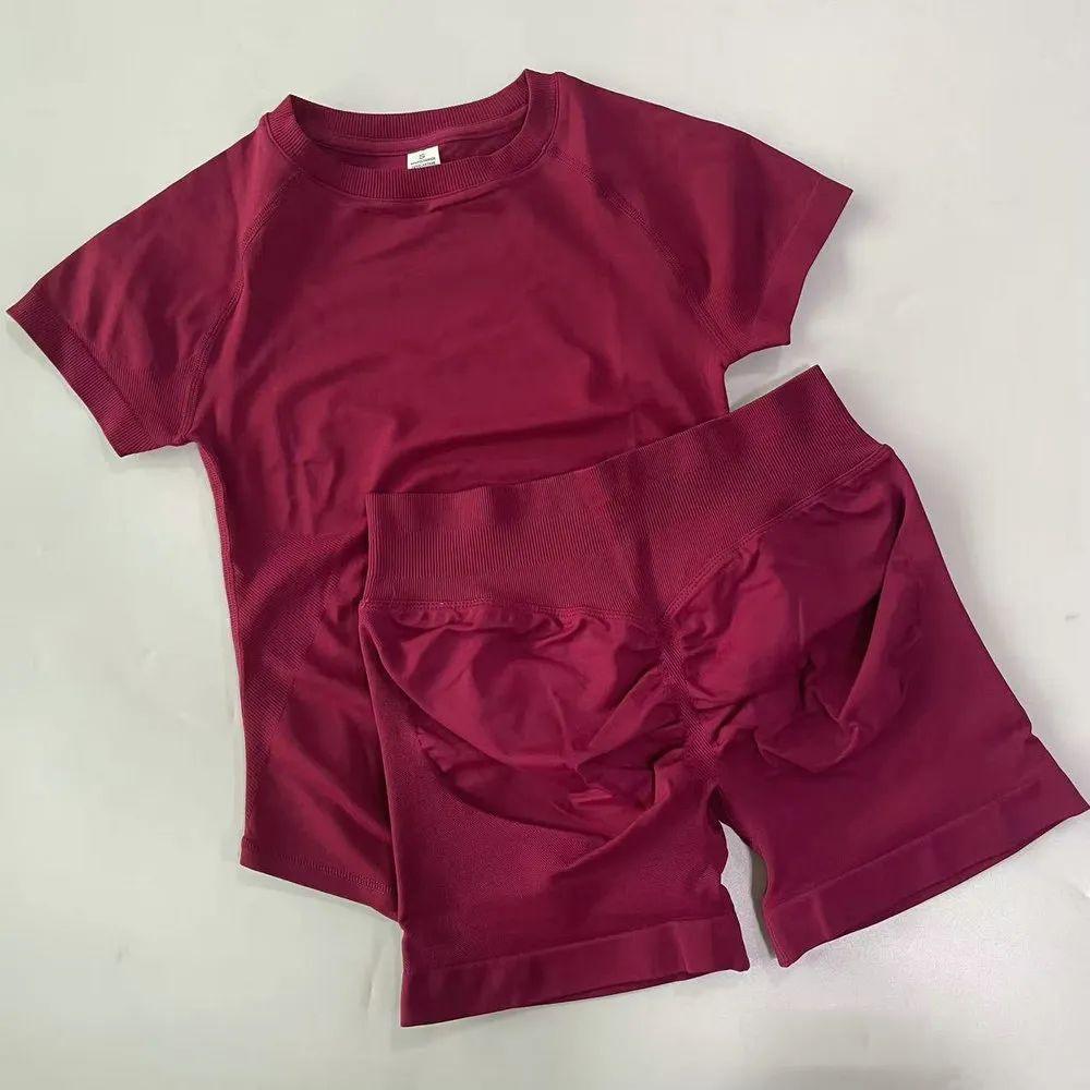 Dfyne Cross-Waist Hip-Lifting Shorts + Short-Sleeve Sports Set |   Seamless Knit Breathable Quick-Drying |   Fitness & Yoga Two-Piece Set