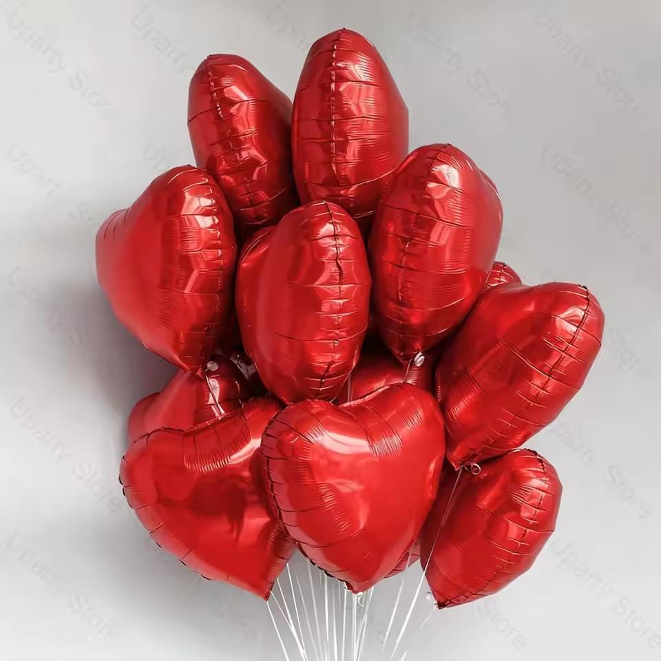 Valentine's Day Balloon Decoration Set, Heart Aluminum Foil Balloons with Love Banner and Rose Petals, Romantic Proposal Room Decor