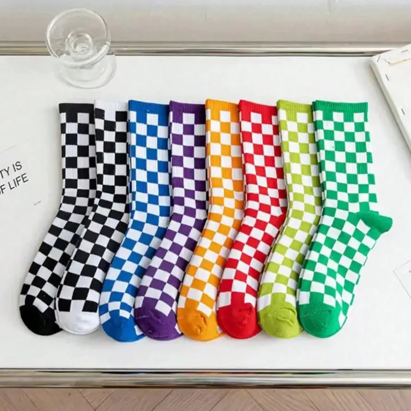 5 Pairs Random Colors Plaid Crew Socks, Casual Geometric Design, Soft Comfortable Mid-Calf Socks, Ideal for Family Daily Wear, Fall Season, Sock Sets