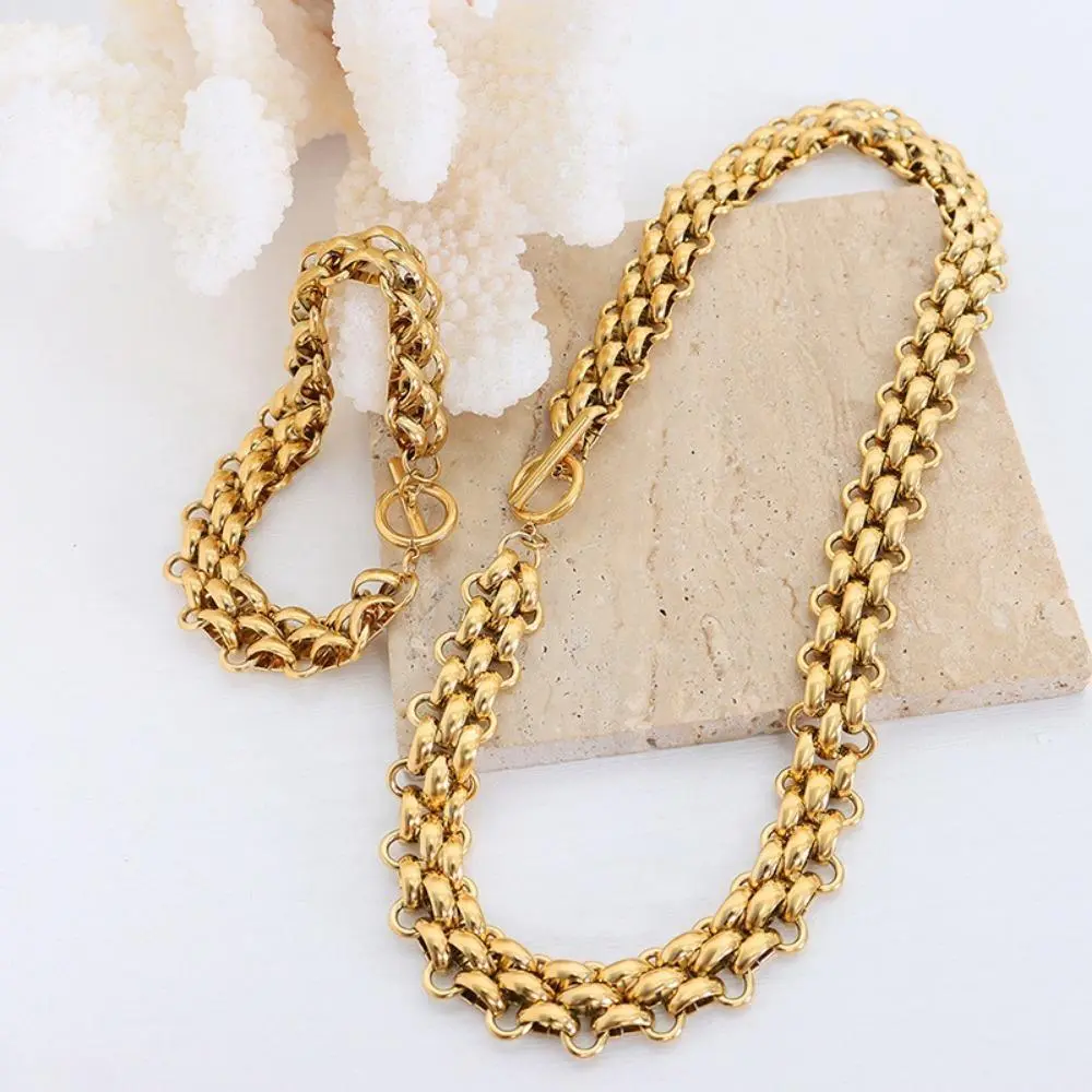 Women's Gold Plated Interlocked Metal Base Bag Charm Accessory - 2-Piece Minimalist Chain & Link Jewelry Set, Adjustable Fit Collarbone Length Necklace & Bracelet for Best Friends, Daily Layering with Chunky Links
