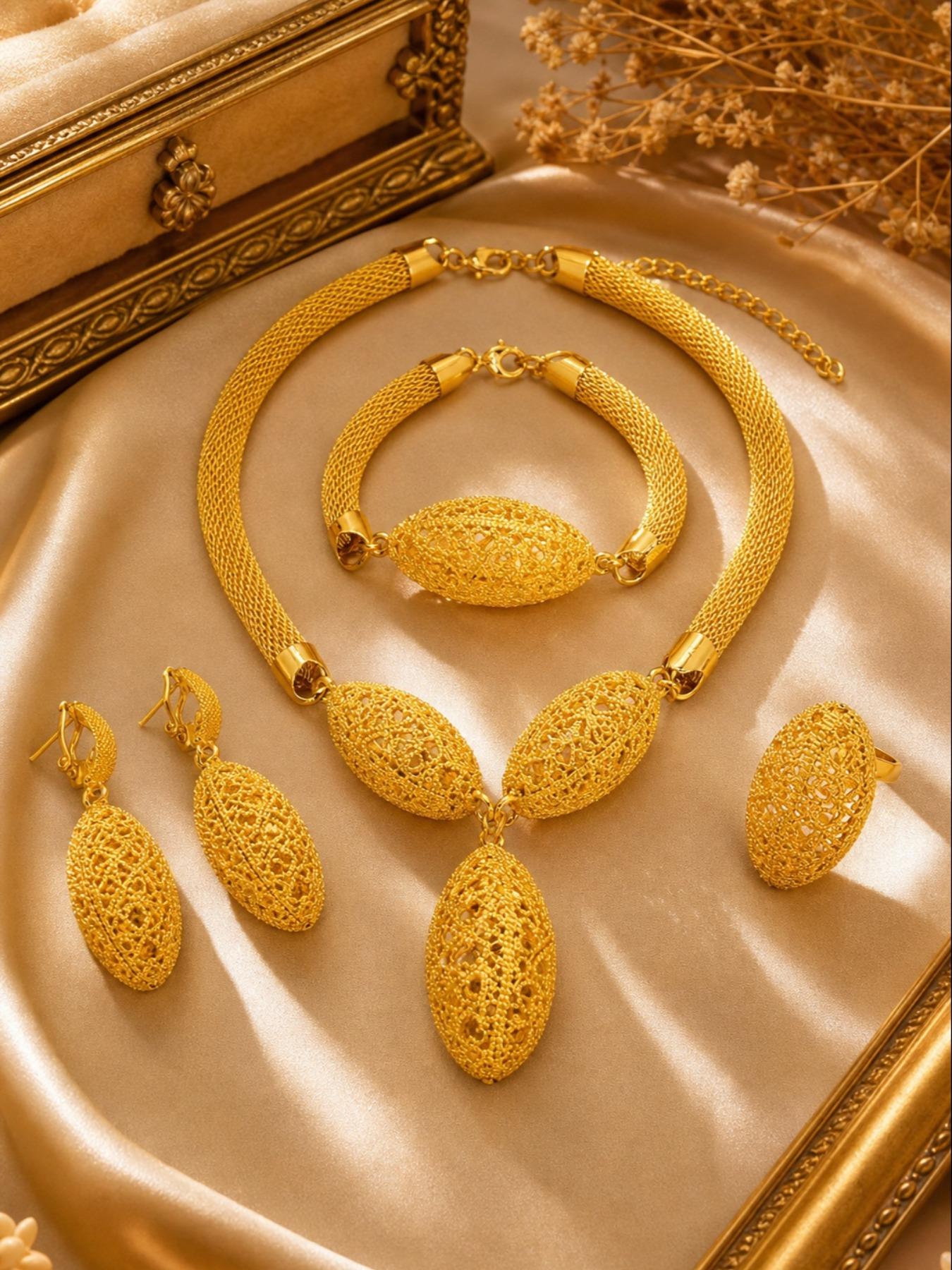 4 pieces  set of Middle East Arab women's fashion jewelry set elegant jewelry set Necklaces Earrings Set gold-plated luxury hollow oval ring necklace earrings bracelet adjustable bridal wedding jewelry suitable for wedding party banquet accessories.