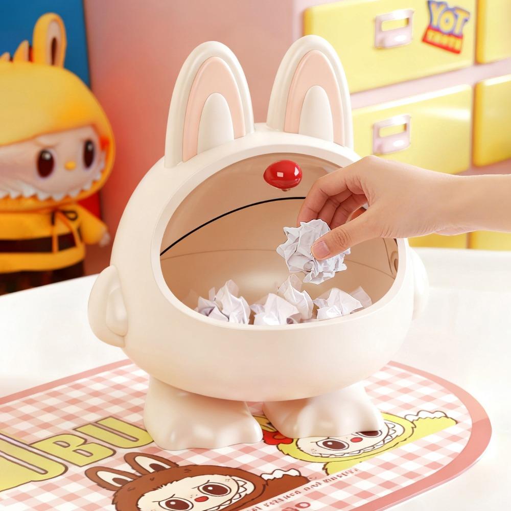 Multifunctional plastic desktop storage box, made of durable plastic material, suitable for storing items in the living room, reception desk and bar counter, can hold jewelry, keys and cosmetics.