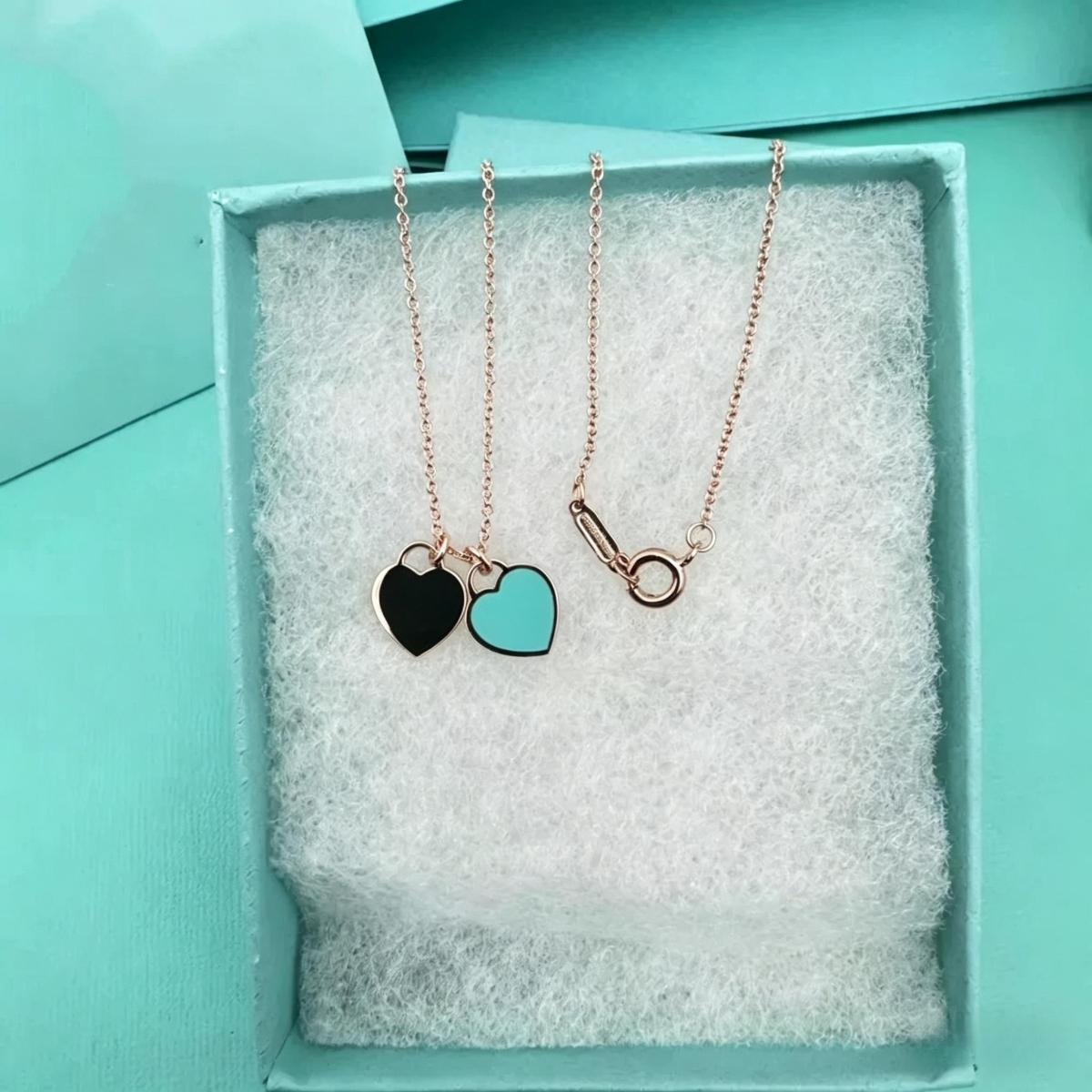 Unisex Anti-Tarnish Dual Hearts Charm Necklace Pendant - Long, Layerable, Sleek Highly Reflective Surface, Versatile Style, Ideal for Daily Outfits, Perfect Gift for Loved Ones, Trending Fashion Accessory