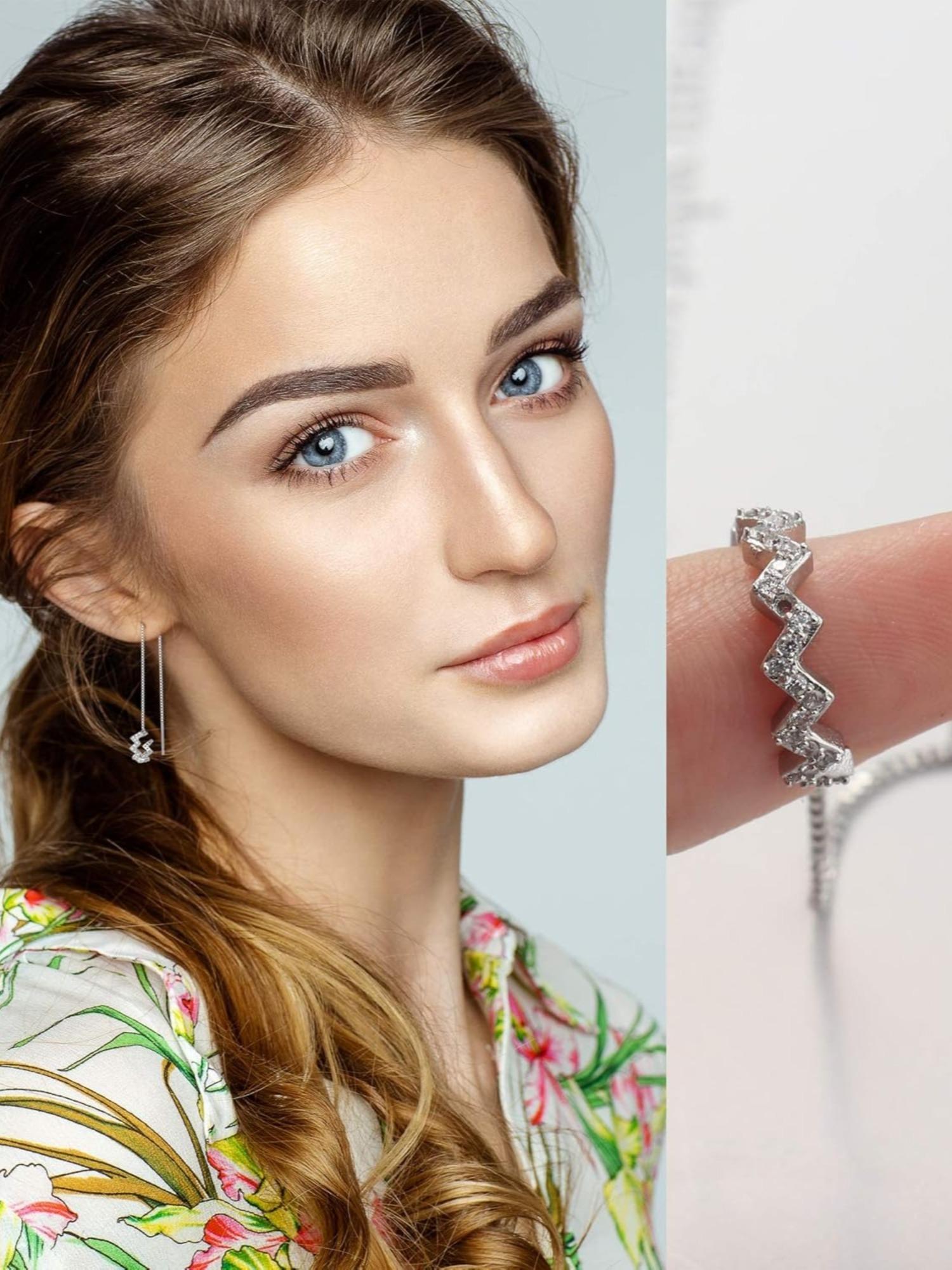 5 Pairs Rose Golden Silvery Minimalist Earring Set for Women Men Chain Threader Wrap Tassel Ear Cuffs Ear Climbers Lotus Flower Jackets Sleek Understated Style Lightweight Skin-Friendly for Daily Wear Work Dates Various Casual Formal Occasions