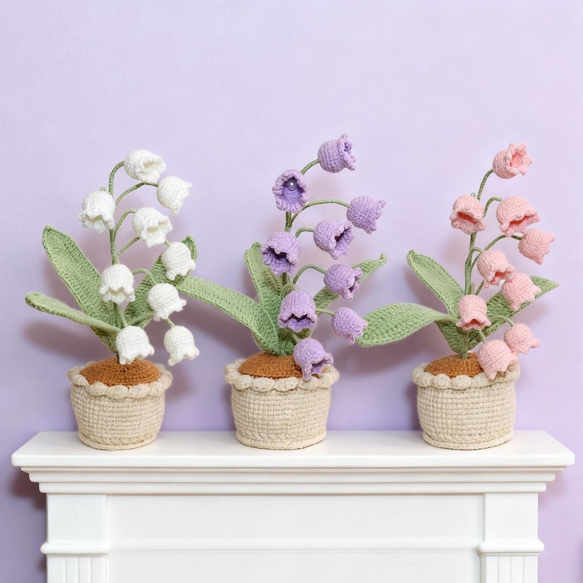 Cute Handmade Knitted Crochet Lily of the Valley Potted Décor, 1-Count Desktop and Home Decoration for Living Room and Bedroom, Perfect Holiday and Birthday Surprise Gift