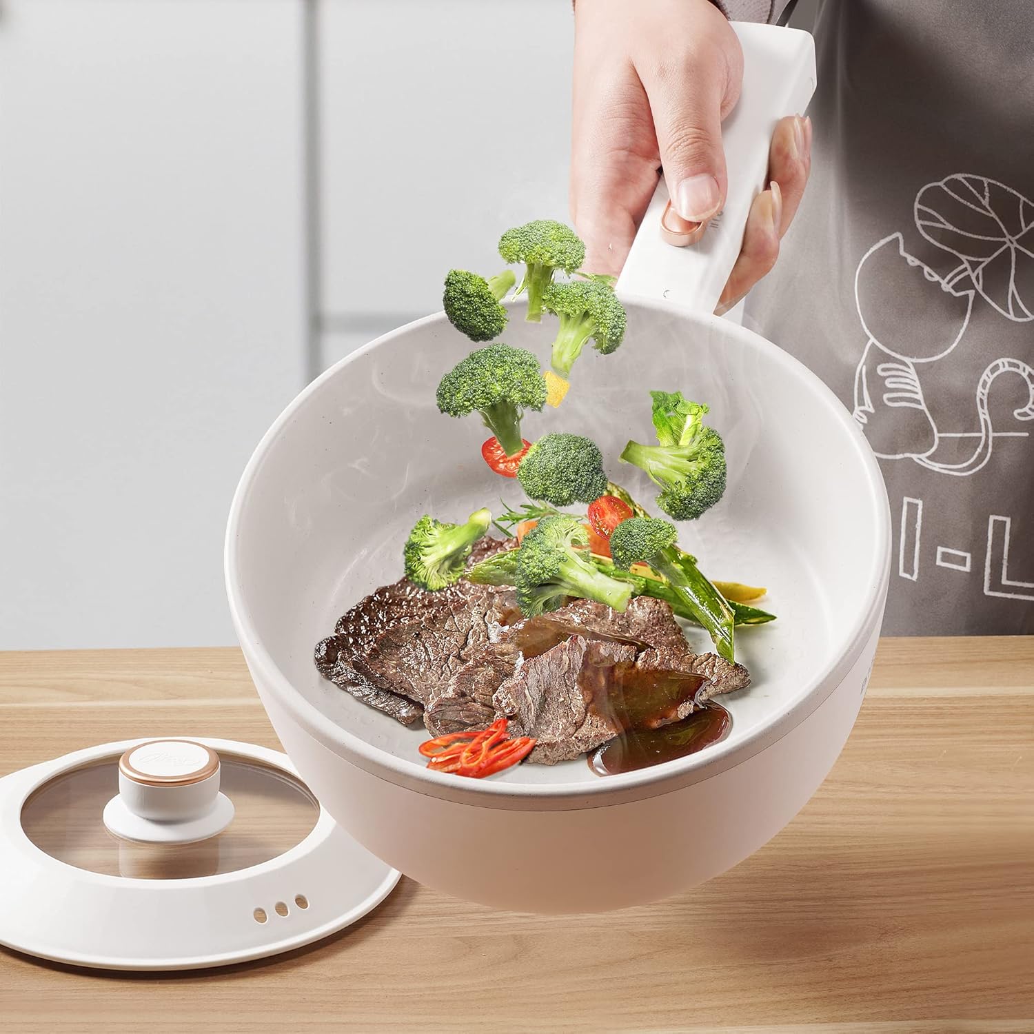 Hot Pot Electric, 2L Multifunctional Portable Cooking Pot, 1000W Rapid Noodles Electric, Non-Stick Frying Pans for Steak, Egg, Ramen, Oatmeal With Dual Power Adjustment