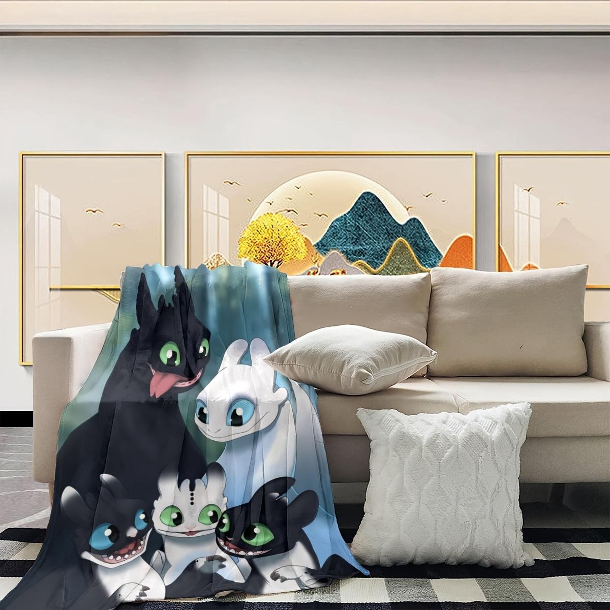 A cartoon Toothless print blanket, soft and comfortable for all seasons, multi-purpose for office, sofa or home supplies, a gift for anime fans