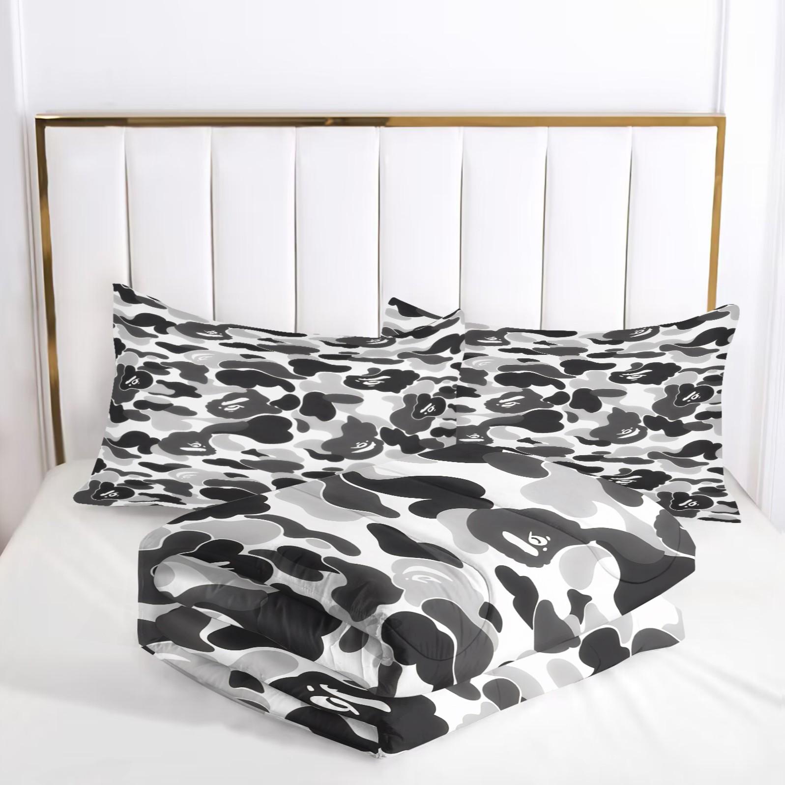 APBE Black White Ape Head Camo Comforter Set, 1 Comforter & 1-2 Coreless Pillowcases, ABC Camo & Ape Head Design, Comfortable Warm Bedding, Minimalist Trendy Industrial Bedroom Decor, Teens & Fans Gift