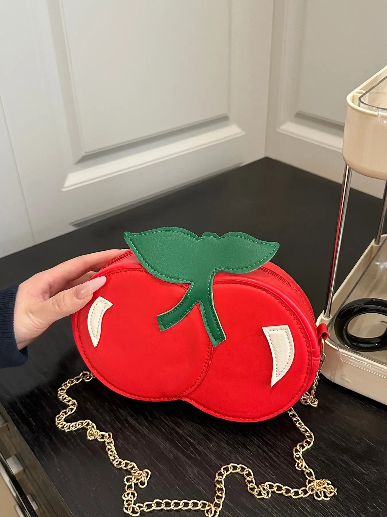 Women's Cherry Shaped Crossbody Bag, Stylish Crossbody Bag, Fashionable PU Leather Chain Strap Shoulder Bag for Daily Used, Casual Trendy Versatile High-quality Daily Commuting Bag, Everyday Crossbody Bag