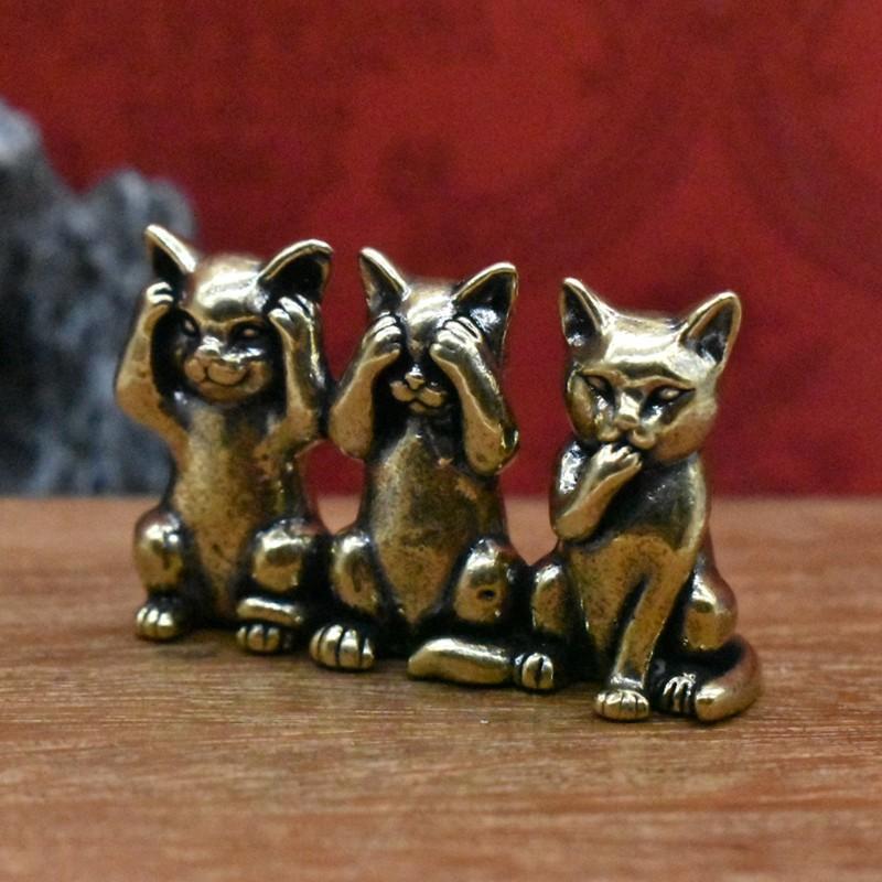 Copper Cat Statue Figurine, Fun Cute Design, Craftsmanship Detail, Home Tea Pet Desktop Decoration, Collectible Item for Cat Lovers