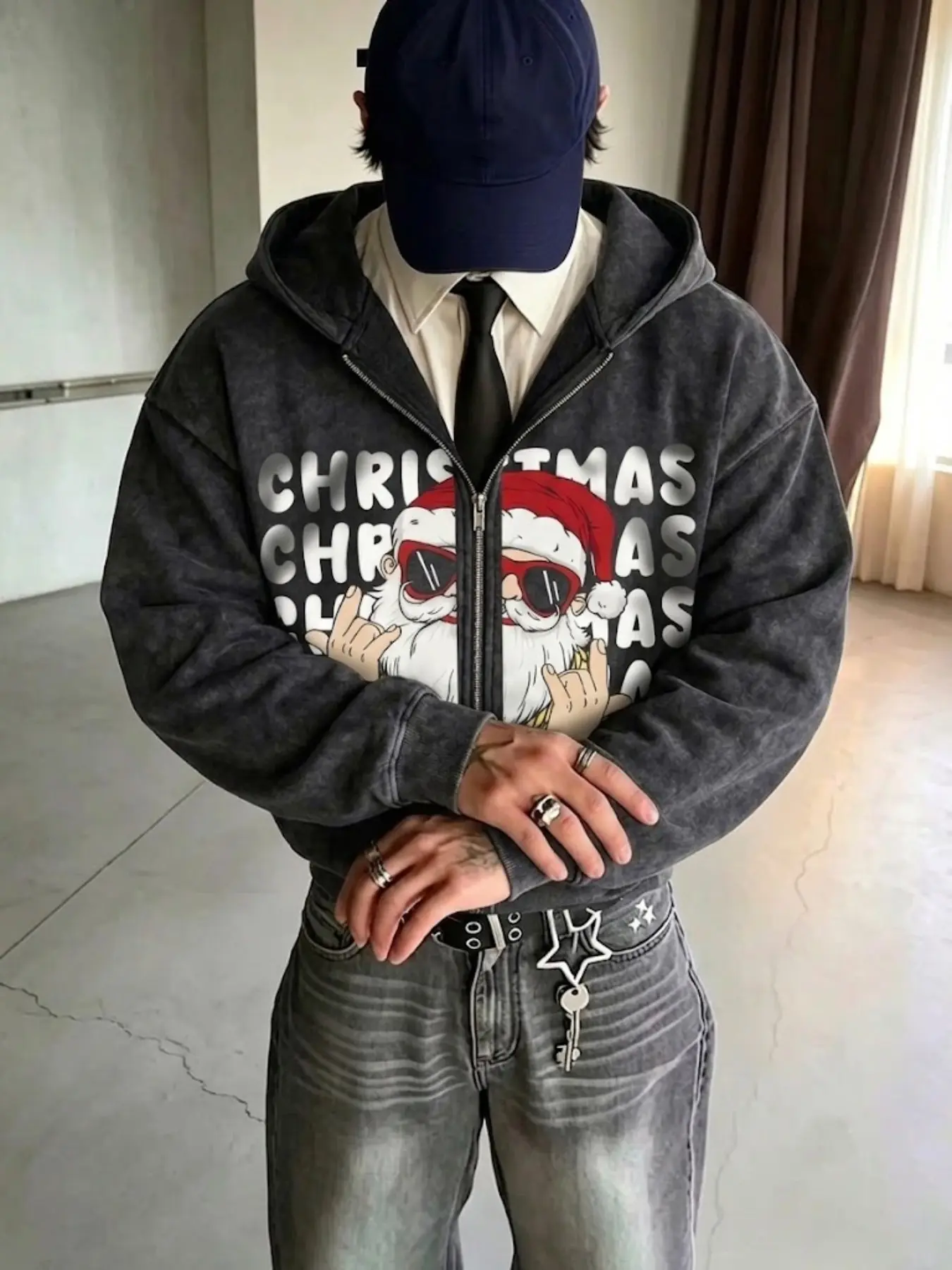Men's Christmas Sweatshirt with Santa Print, Loose Fit Hooded Pullover, Loose Fit Hoodie, Casual Fall & Winter Streetwear, Couples' Holiday, Festive Christmas Limited Edition