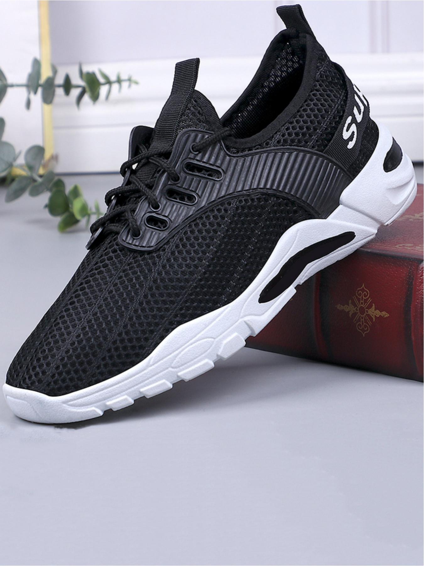 Men's casual sports shoes, simple woven shoe wrap comfortable, thick sole design stable support, heel loop and brand logo fashionable embellishment, classic and versatile color matching, preferred for daily commuting leisure sports wear