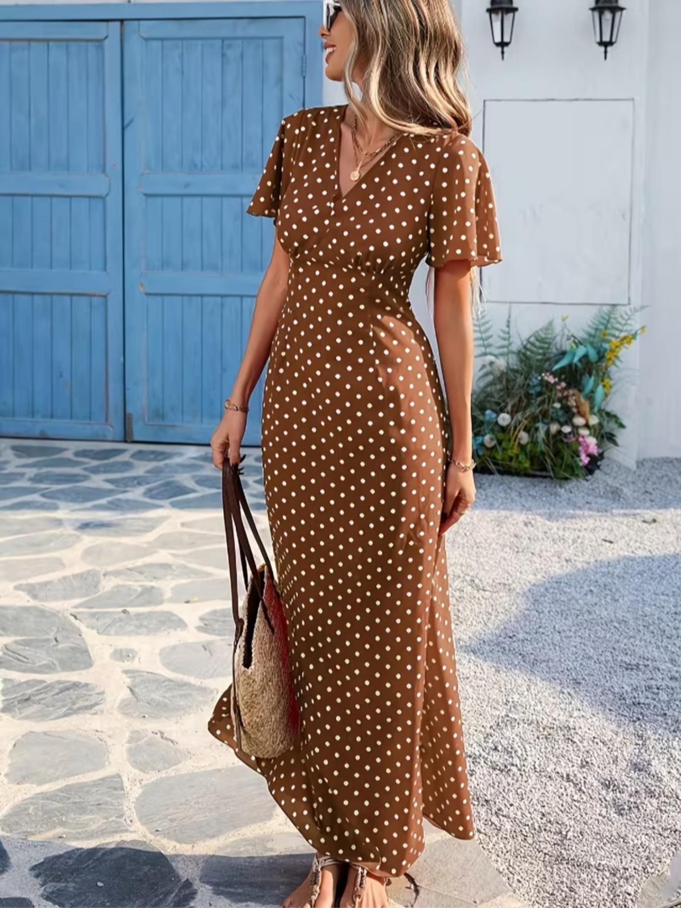 Women's Bohemian Polka Dot Pattern V-Neck Short Sleeve Long Dress for Vacation, Casual Fashion New European and American Style Women's Bohemian Polka Dot Pattern V-Neck Short Sleeve Long Dress for Vacation, Casual Fashion New European and American Style