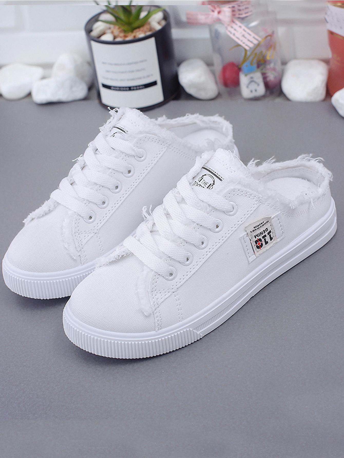 1 Pair Of Stylish Casual Sneaker Flat Walking Shoes in White, Black and Blue, Versatile, Easy To Wear, Suitable for All Seasons