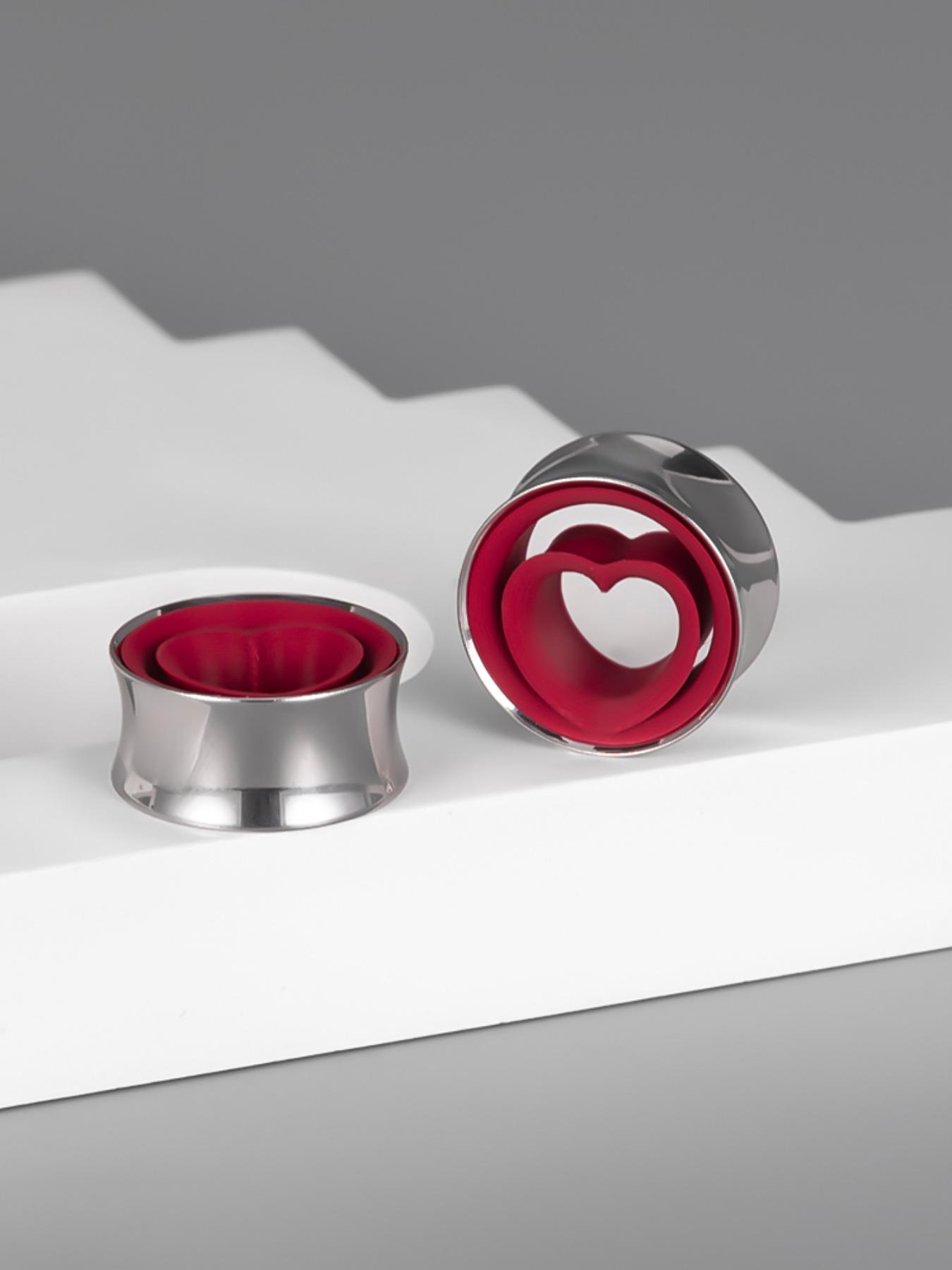 vanku 2pcs Statement Heart Ear Tunnels Plugs, 316L Stainless Steel Hypoallergenic Gauges, Boho Style, All Seasons, Punk Rock Look