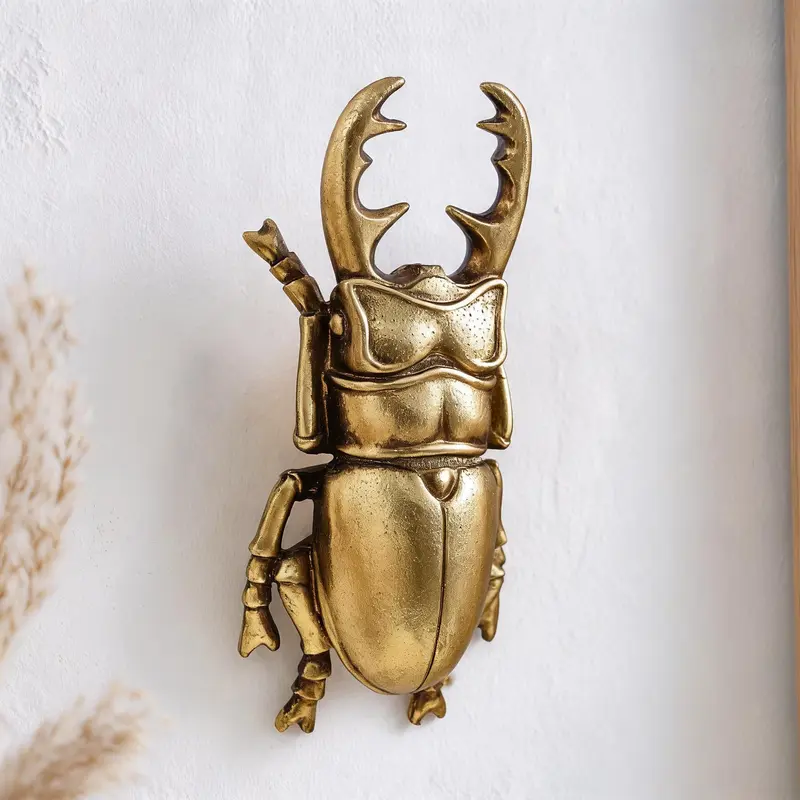 Creative Resin Bug Wall Mounted Hook, 1 Count Creative Insect Design Wall Hook, Home Decor for Living Room Bedroom Study Room, Shelves, Decoration, Hanging, Wall Mounted Hanger, Decorative Hooks