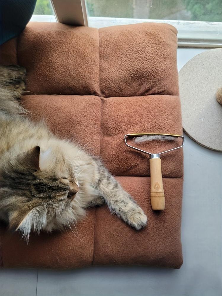 Pet Hair Remover - Multi-fabric and carpet hair removal scraper, deep cleaning hair remover, suitable for sofas, carpets, pet towers and furniture for cats and dogs