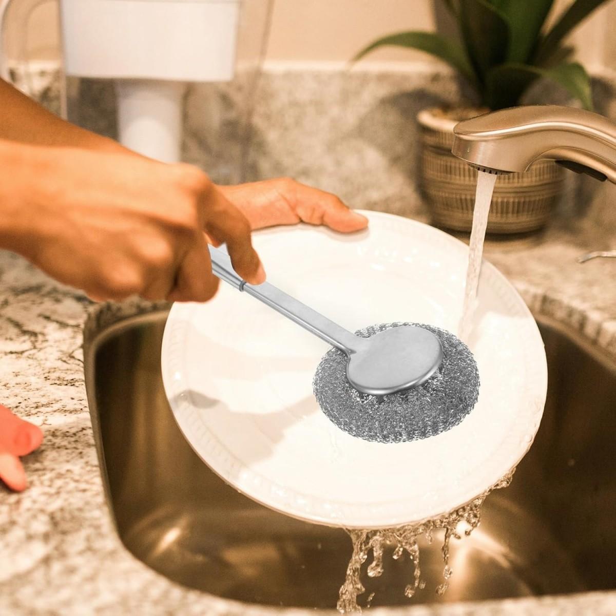 Stainless Steel Pot Brush, Kitchen Specialized Cleaning Tool, Long Handle Dishwasher Safe, Durable Wire Ball Brush, No Threads Shedding