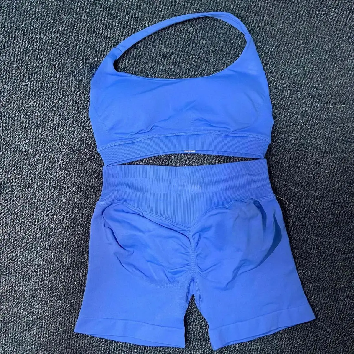 Women's 2-Piece Athletic Yoga Set, Impact Sports Bra and High-Waisted Scrunch Bum Biker Shorts, Seamless Stretch Activewear for Yoga & Gym, Athleisure Set, Athletic Sports Clothing, Soft Workout Activewear, Cotton