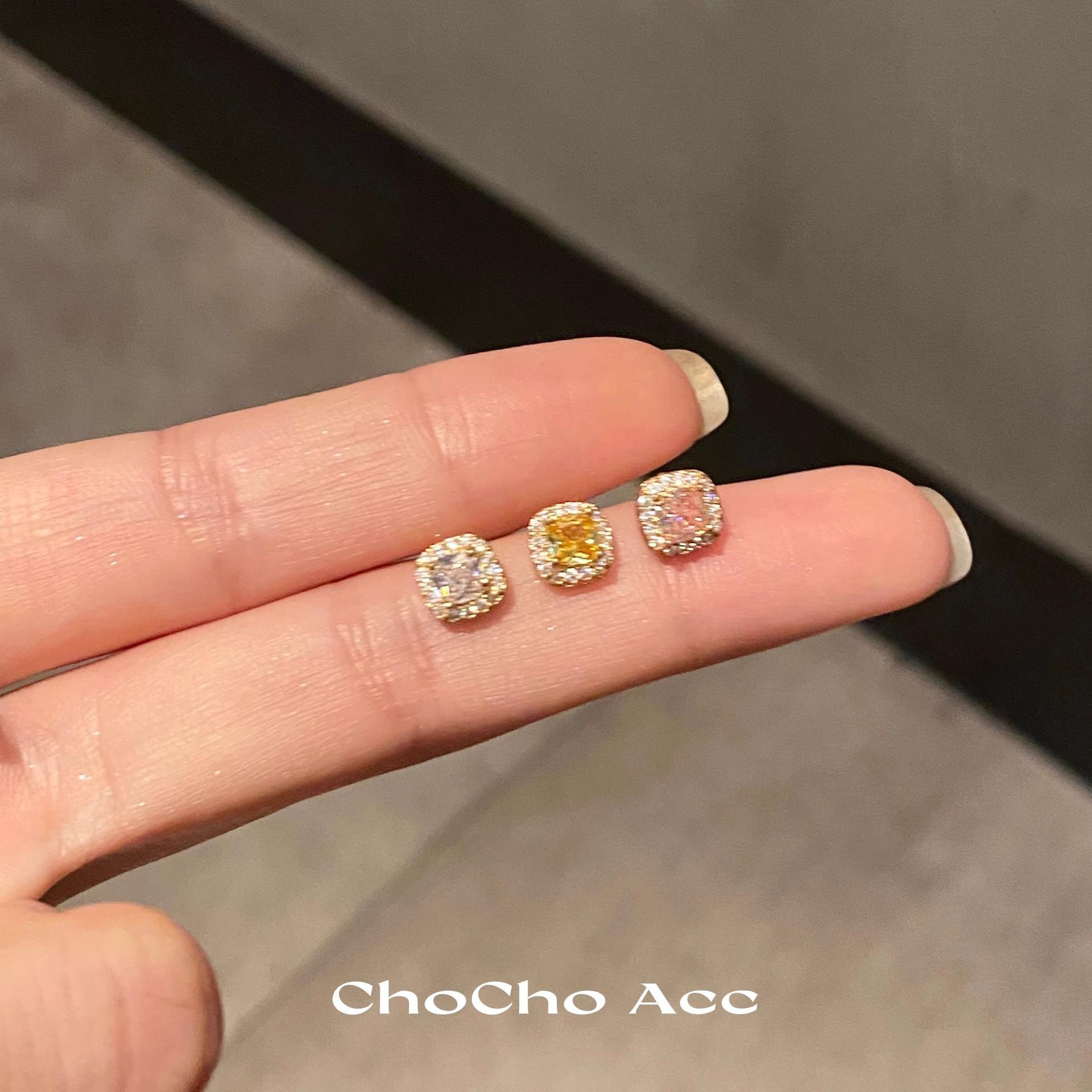 S925 silver needle earrings, no need to remove when sleeping, exquisite and compact sugar cube design, unique and sophisticated, versatile earrings, a gift for women