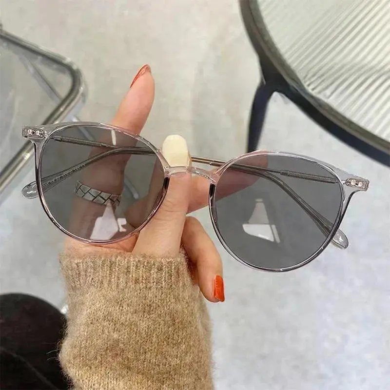Luxury Men Women Photochromic Myopia Glasses Fashion Finished Minus Diopter Glasses Outdoor Color Changing Sunglasses 0 To -6.0