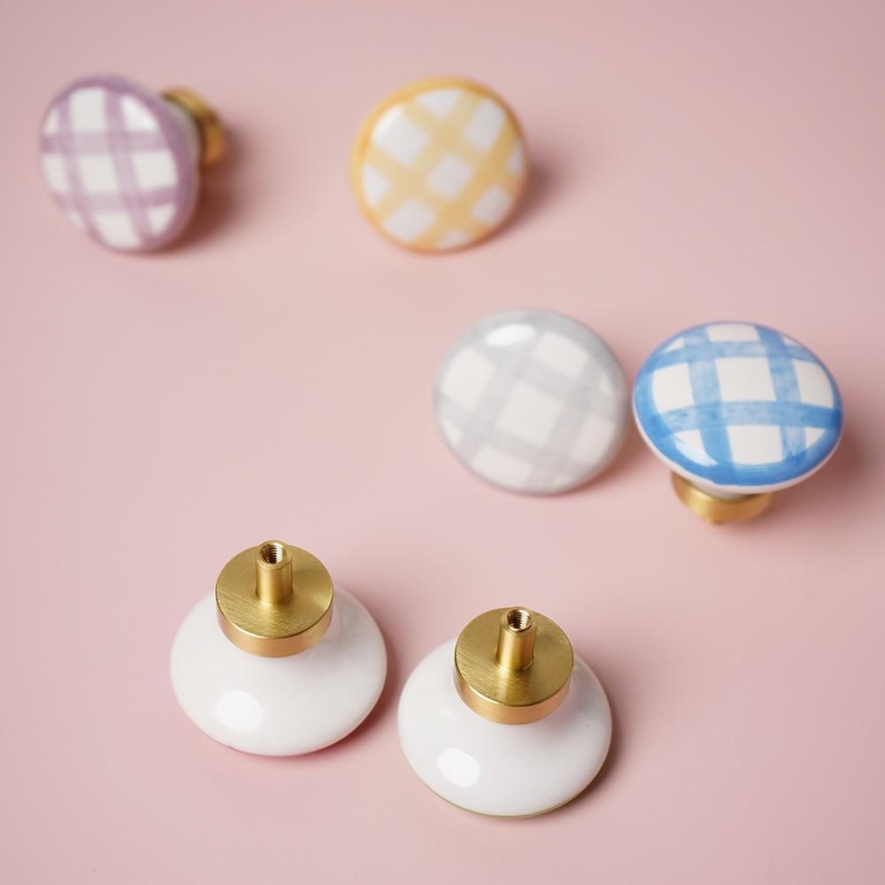 2 Pcs Brass & Ceramic Hand-Painted Grid Pull Handles, Vintage Style Knobs for Wardrobe/cabinet/drawer/Doorknob, 5 Colors, Anti-Oxidation Screws Included
