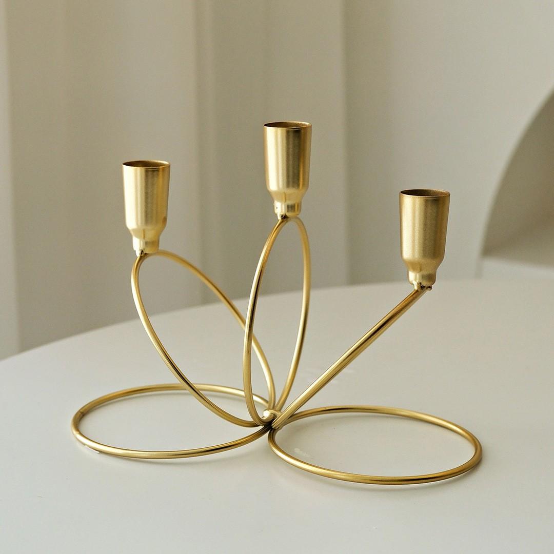 Vintage Candle Holder for Conical Candles, Elegant Decorative Candle Stand for Restaurants and Weddings, Durable Design, Versatile Use