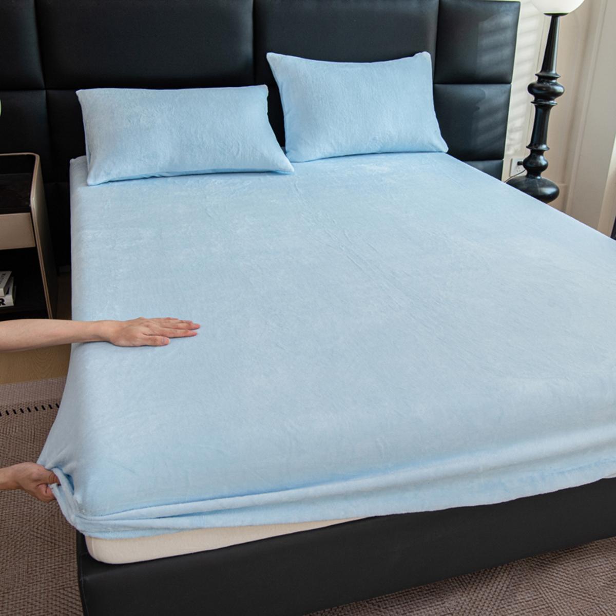 2pcs/3pcs Warm Solid Color Mattress Protector & Fitted Sheet Set – Includes 1 Deep Pocket Fitted Sheet + 2 Pillowcases, Soft Noiseless Breathable & Stain-Resistant, Machine Washable, Ideal for Bedrooms, Guest Rooms, Apartments, Dorms, and Homes with Kids,