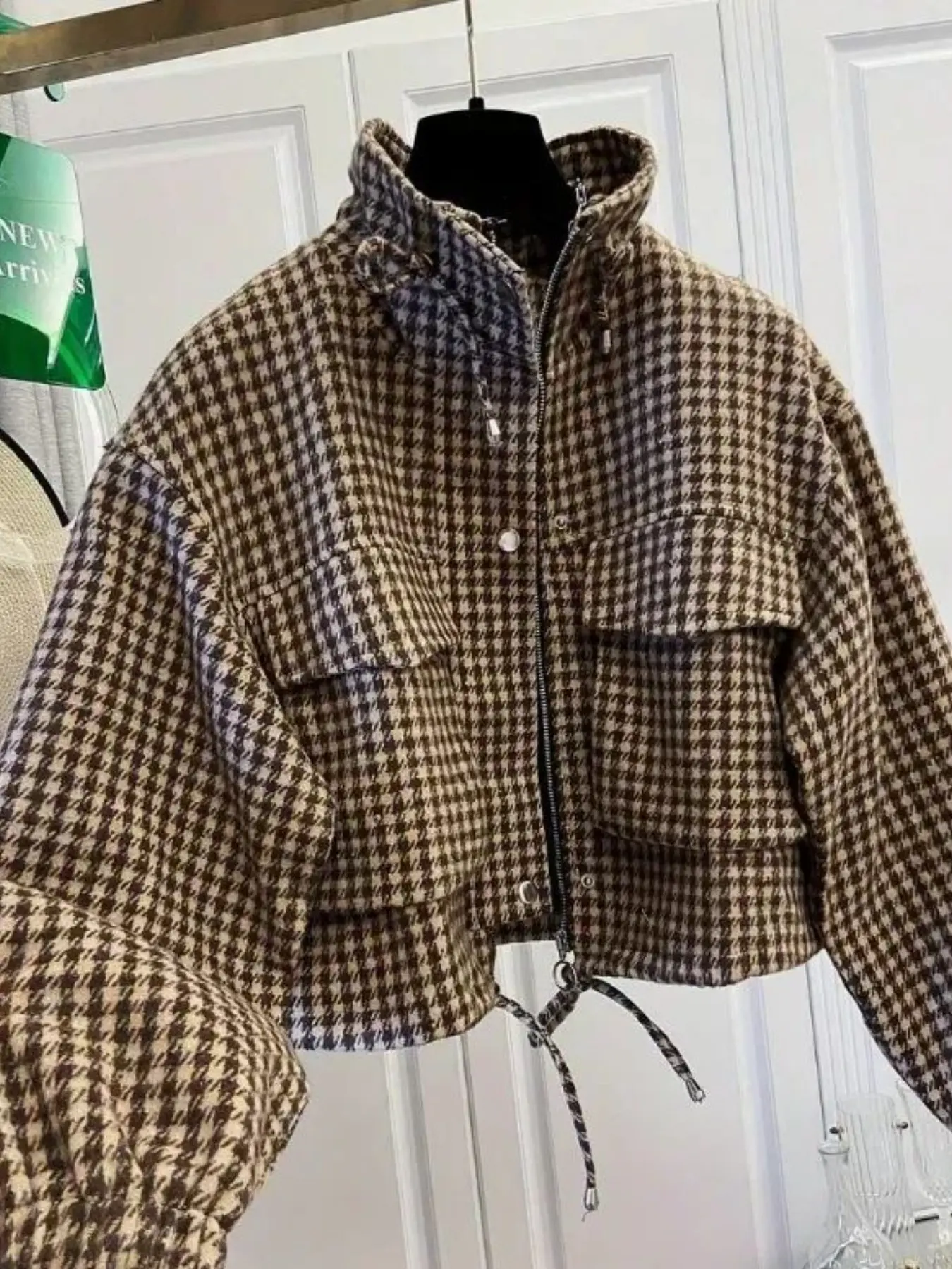 Women's Plaid Short Jacket, Vintage Casual Stand Collar Drawstring, Large Pockets Loose Fit Baggy Outerwear, Batch Number 20261005