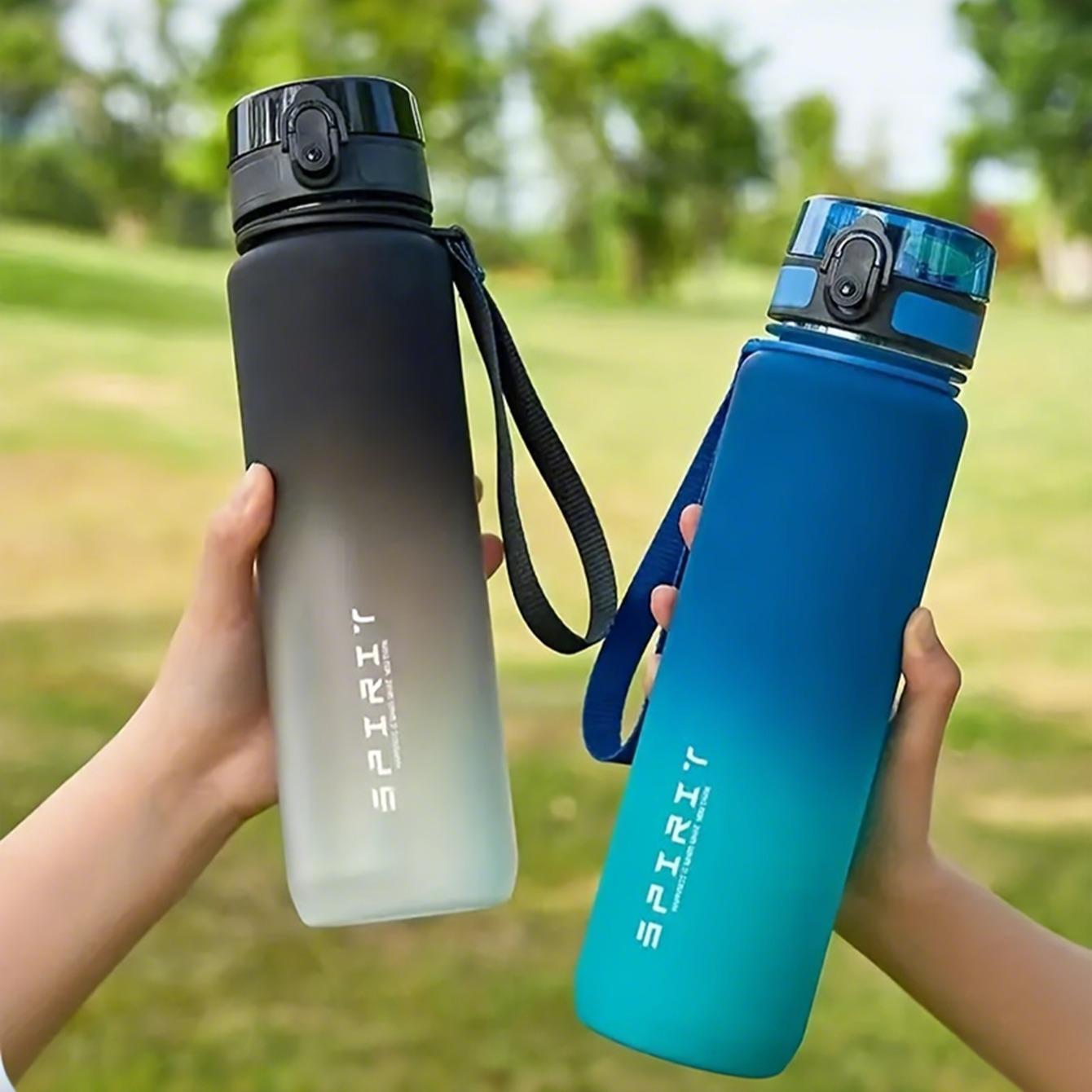1pc, 21.98oz/33.81oz 650/1000ml Gradient Sports Fitness Travel Water Bottle, Portable Drink Cup, Tea Mug, Durable PC Material, Flip Top, Ideal for Men & Women, Perfect for Summer & Fall, Great Gift for Students, Birthday, Valentine's, Christmas