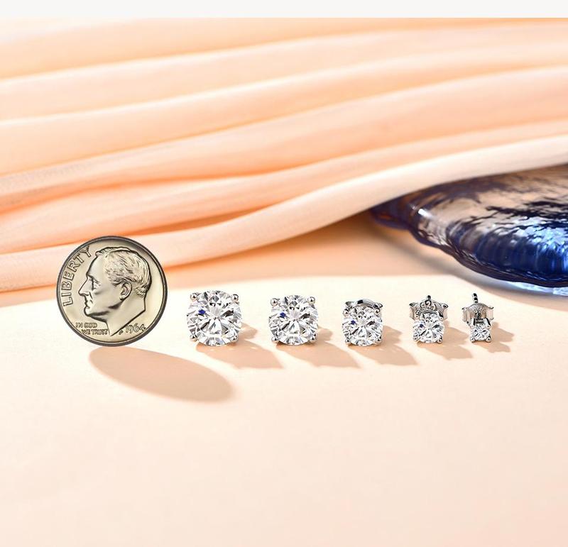 D VVS1 Color Synthetic Moissanite Stud Earrings for Women 18K Yellow Gold Plated 925 Silver Sparkling Wedding Gift for Frineds,Lover,Parents E005