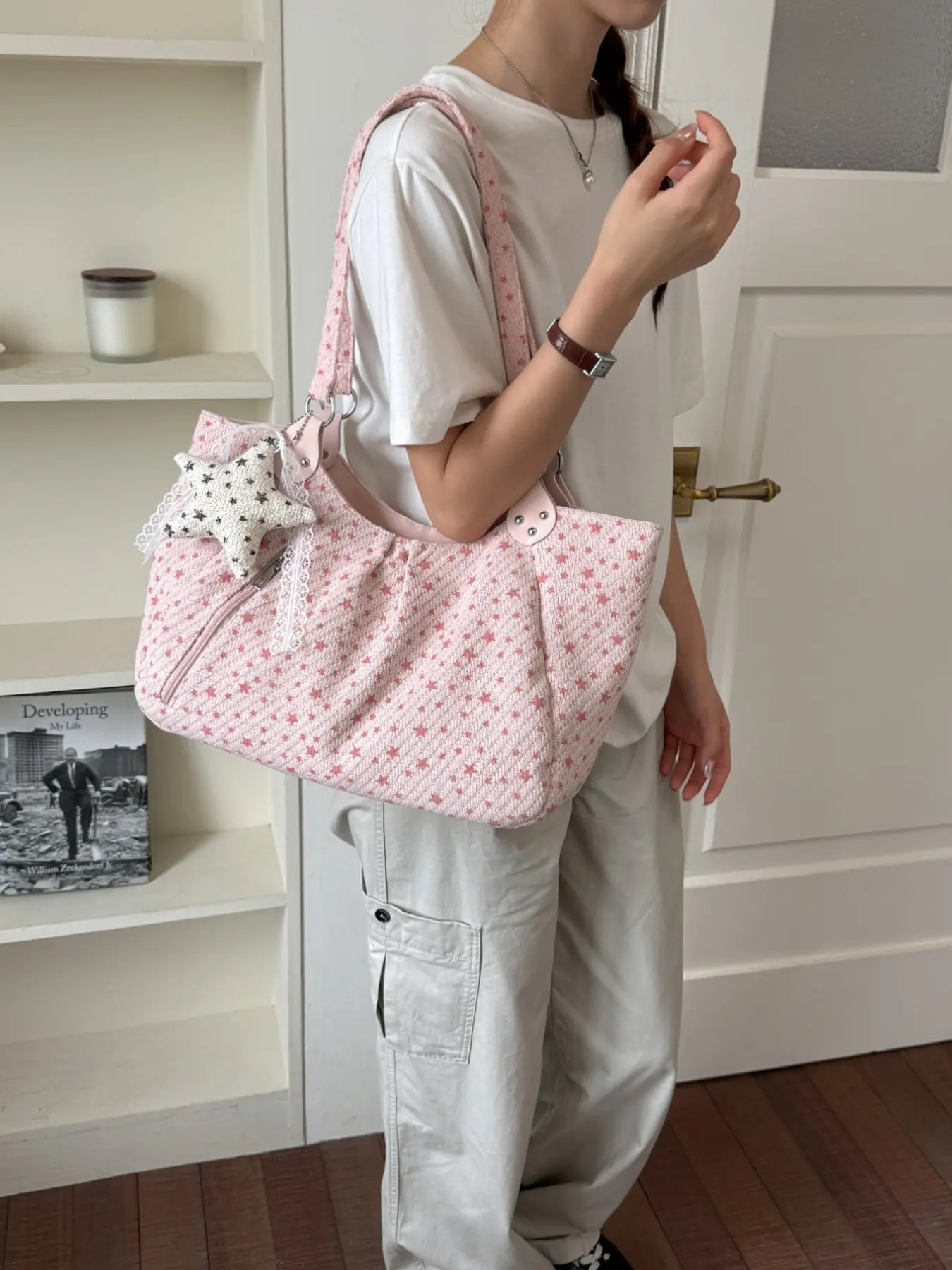 2026 Girl Star Bow Tote Bag, Full Sky Print Large Capacity Student Commute Shoulder Bag, Fashionable and Practical Design, Zippered Tote Bag