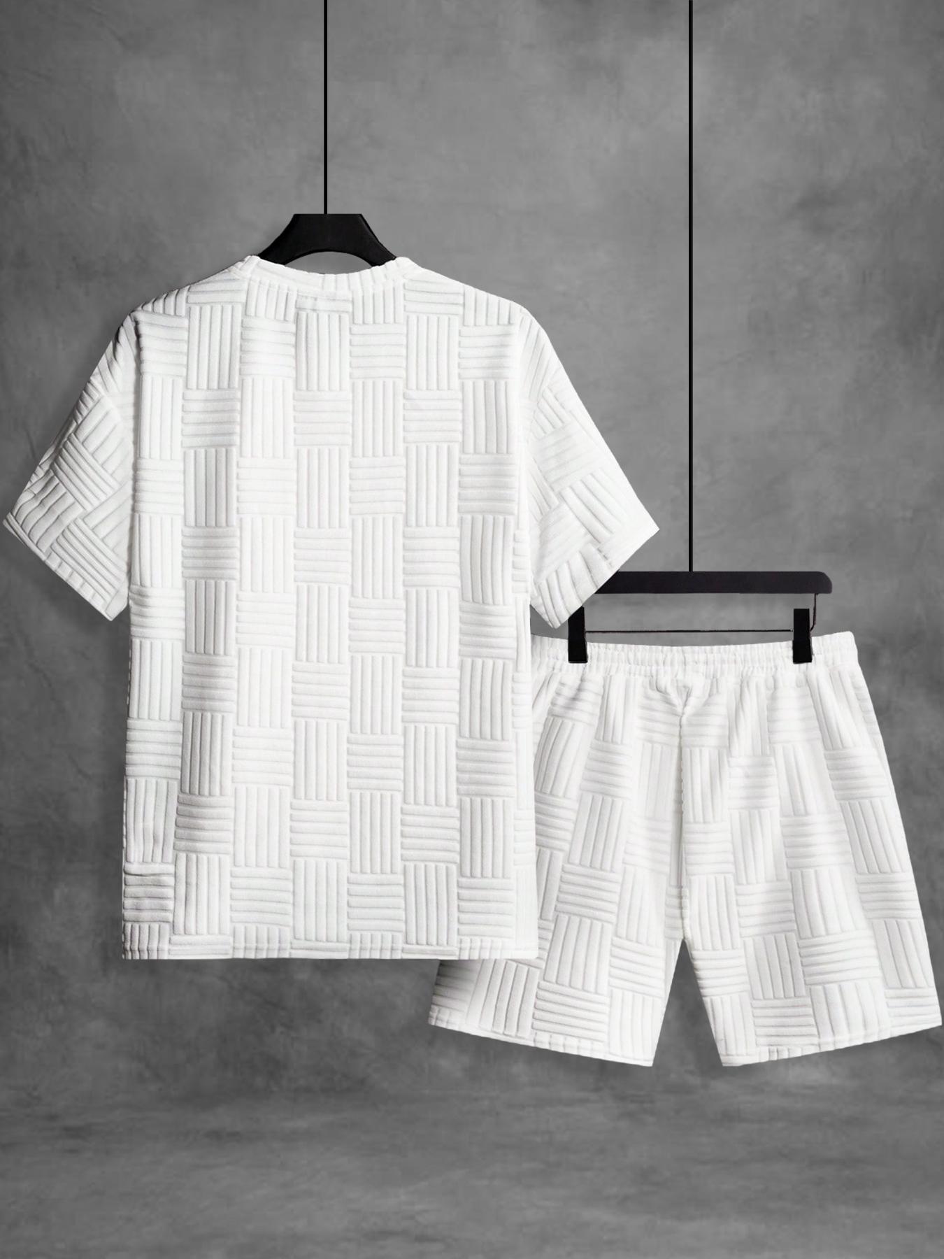 Men's Letter Patched Short Sleeve Tee & Shorts Loungewear Two-piece Set, Regular Fit Casual Comfy Round Neck T-shirt & Shorts Set, Men's Sleepwear for All Seasons