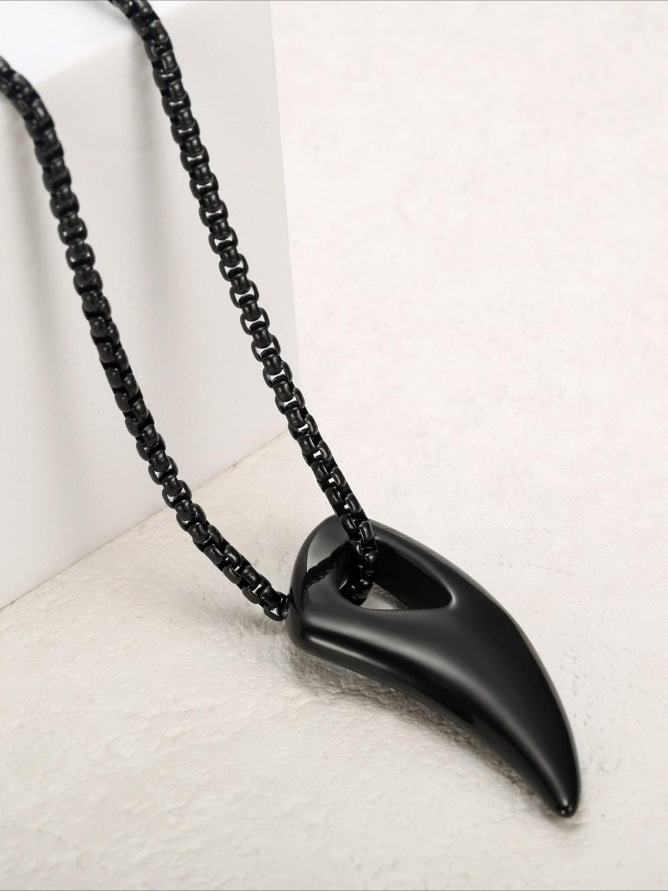 European and American Wolf Tooth Pendant Necklace, Simple and Trendy Stainless Steel Accessories, Versatile for Daily Use