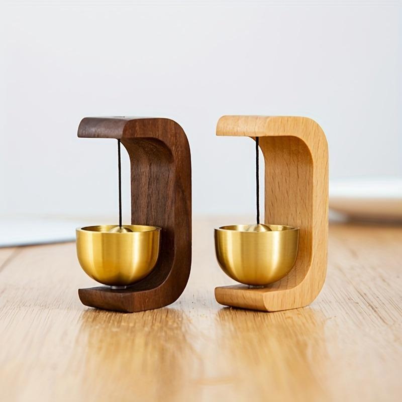 A Japanese-style wind chime with a melodious tone—a traditional hanging bell suitable for home entryways, living rooms, and bedrooms. It serves as both a serene welcoming bell and a unique cultural gift for Zen-inspired decor.