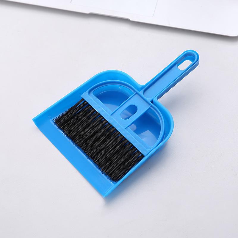 Mini Trash Can and Brush Set, Portable Pet Waste Cleaning Kit, Hamster Sand Scoop Cage Cleaner for Small Pets Like Guinea Pigs and Hedgehogs