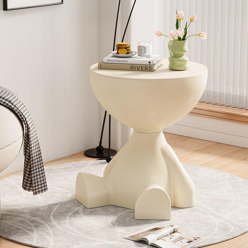 Creative cream style foldable small coffee table, cute small table, bedside table, flat head bear floor decoration, sofa edge table, ideal choice for holiday gifts and daily leisure, unique modern furniture