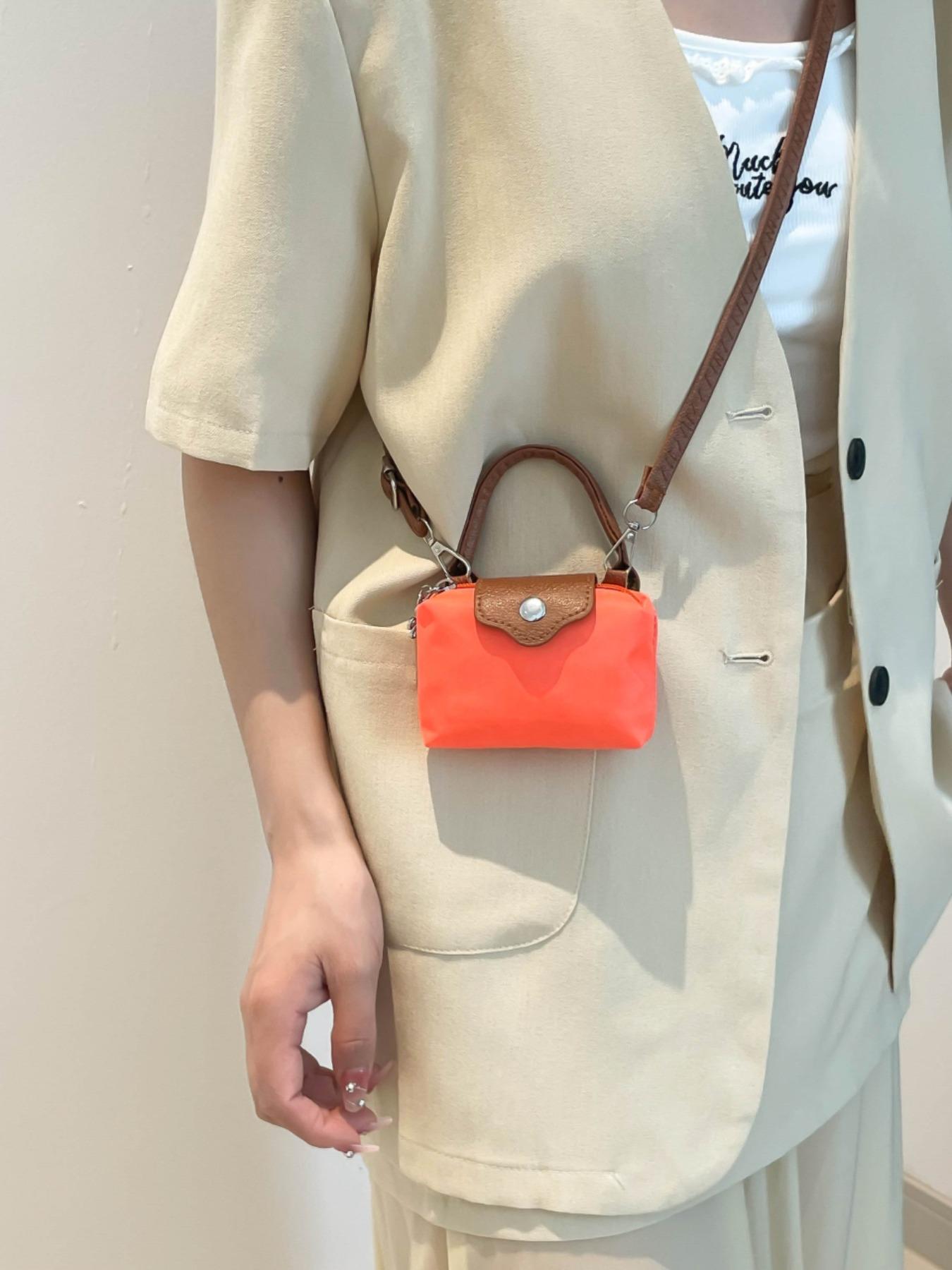 Women's Mini Crossbody Bag with Detachable Shoulder Strap, Zipper Closure, Decorative Purse, Flap Crossbody Purse, Christmas Gift for Young Girls, Lightweight Crossbody Bag