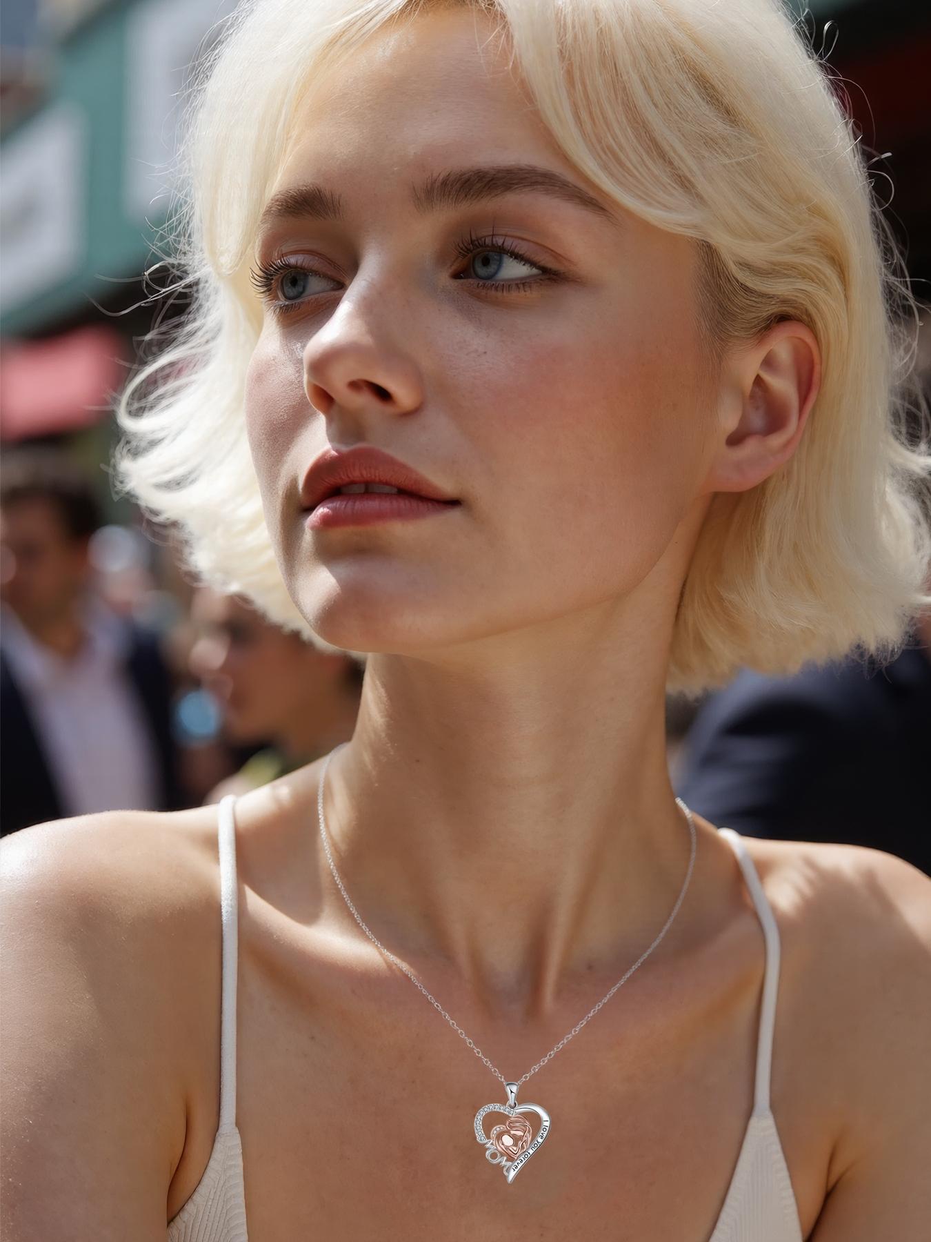 Mommy & Me Love Heart Necklace Set with Moss Bear Rose Jewelry Box, Elegant Copper Pendant Necklaces, Perfect Gift for Mother's Day Birthday Christmas