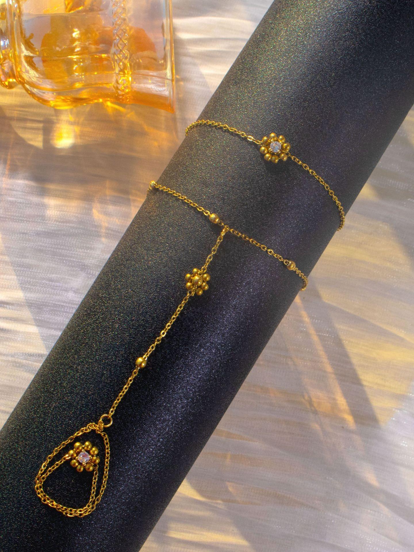 Elegant Zirconia Beaded Gold Pearl Flower Stainless Steel Bracelet, Fashionable Versatile Unique Design Jewelry Accessory