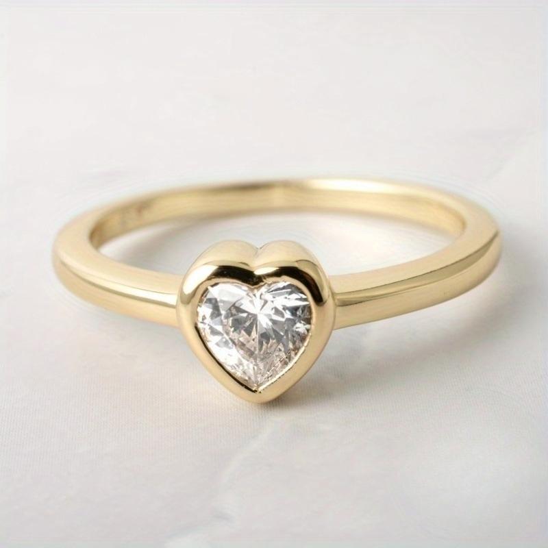 Fashionable and minimalist heart-shaped cubic zirconia women's ring suitable for parties, banquets, engagements, ladies' jewelry gifts