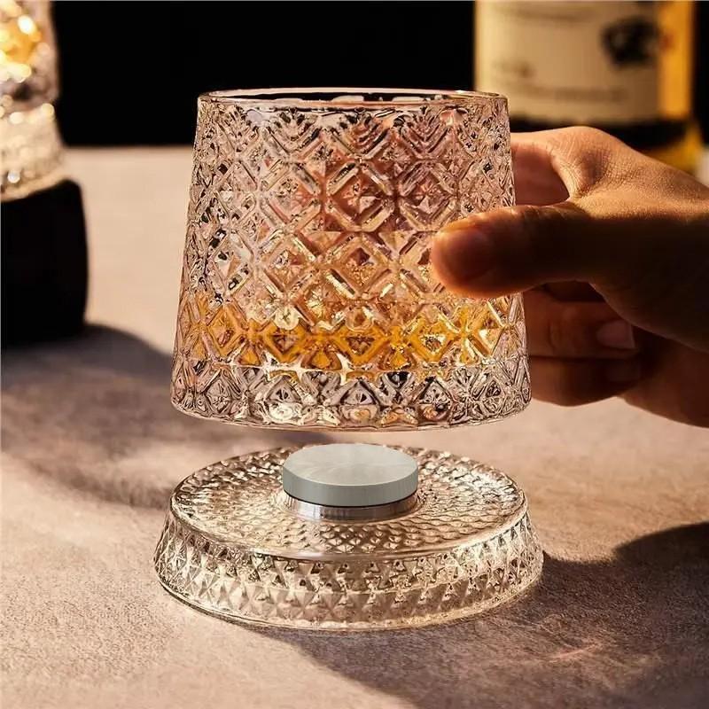 Luxury Whiskey Glass Rotating Cup, Crystal Glass Wine Cup, Home Use Beer Mug, High-End Barware, Elegant Drinkware for Special Occasions