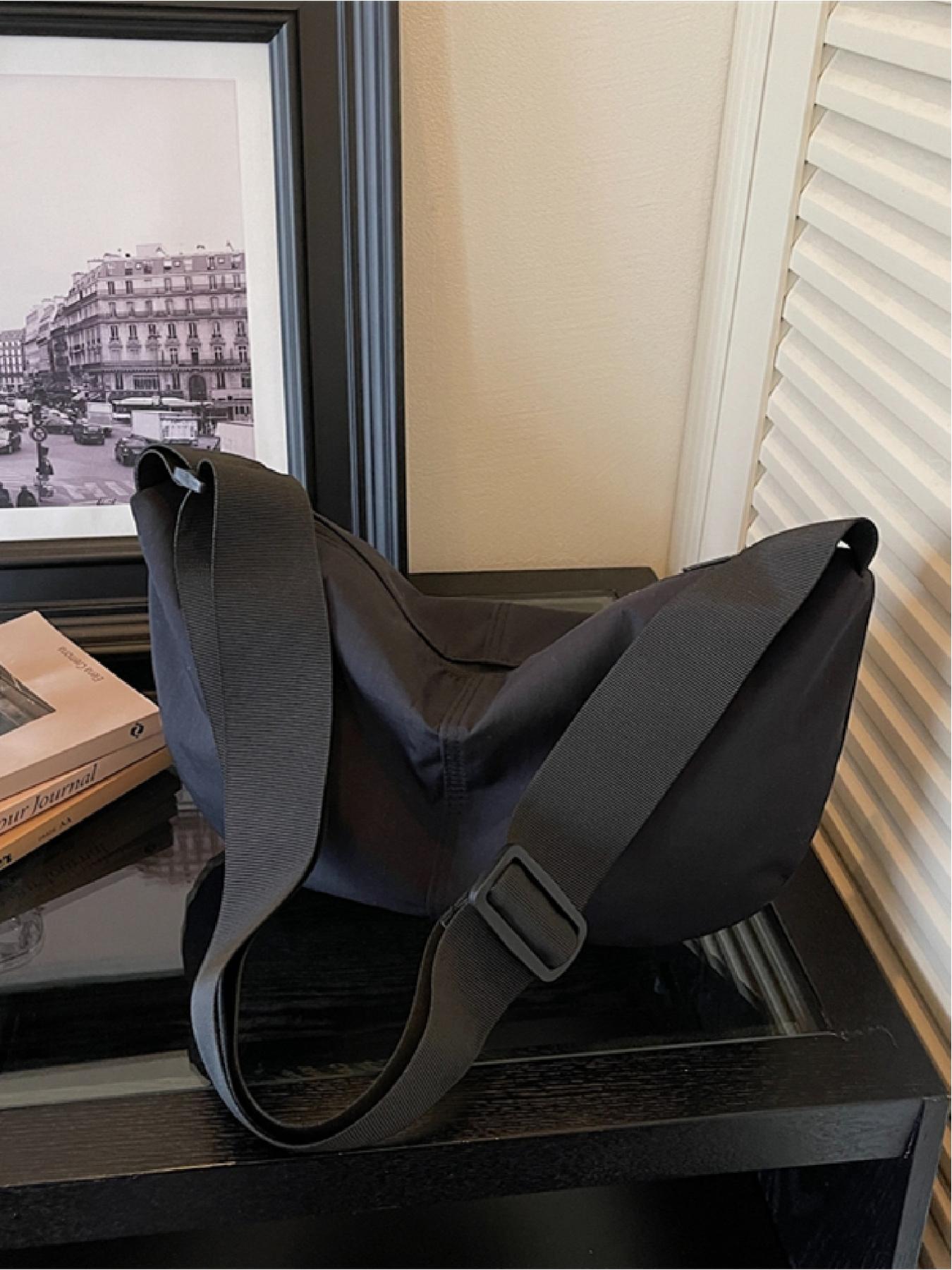 Simple Lightweight Shoulder Dumpling Bag, Casual Versatile Crossbody Bag for Outdoor Commuting, Perfect for Daily Use