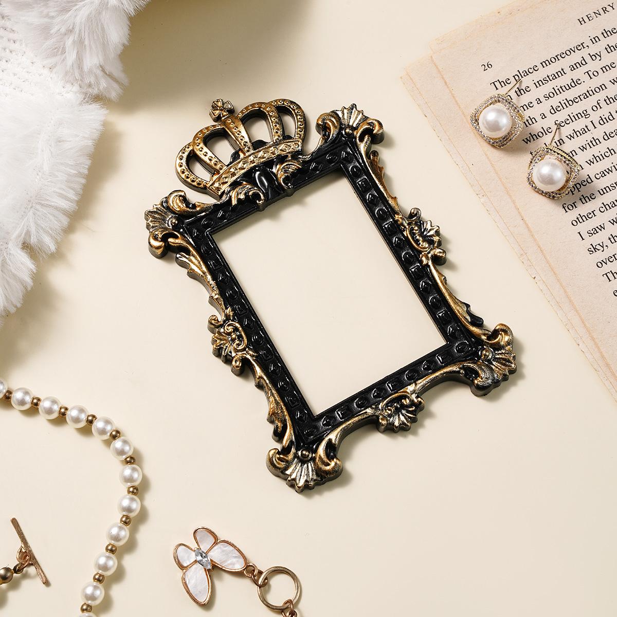 European Crown 3D Pattern Frame Decorative Item, Resin DIY Decoration, Multi-Color Options, Bathroom Accessory, Photo Prop, DIY Ornament