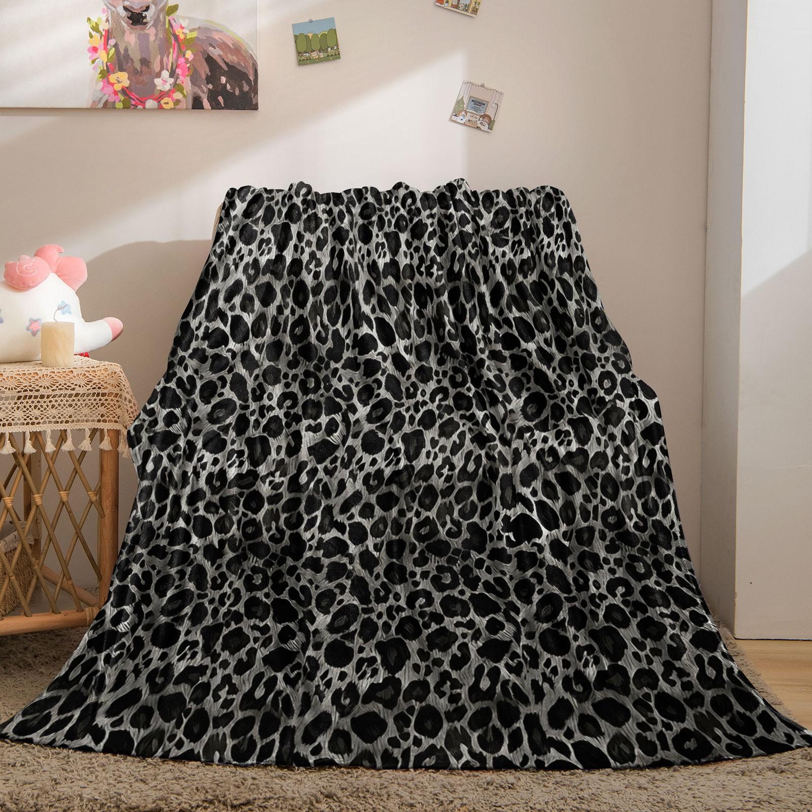 Black Gray Leopard Print Throw Blanket, Soft Skin-Friendly Plush, Lightweight Cozy Blanket for Couch Bed Office, All Seasons, Wild Animal Pattern for Men Women Teens, Aesthetic Room Decor, Perfect Gift
