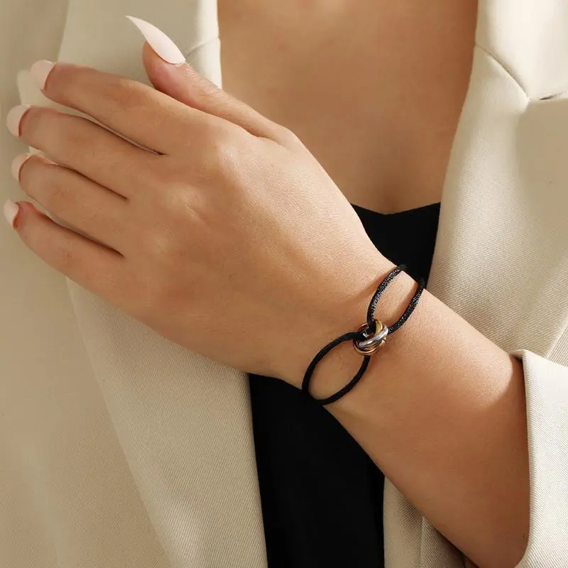 Adjustable Rope Bracelet (15cm-22cm) for Men and Women, Minimalist Copper Jewelry with a Triple Circle Accent and Long-Lasting Color, Bracelets