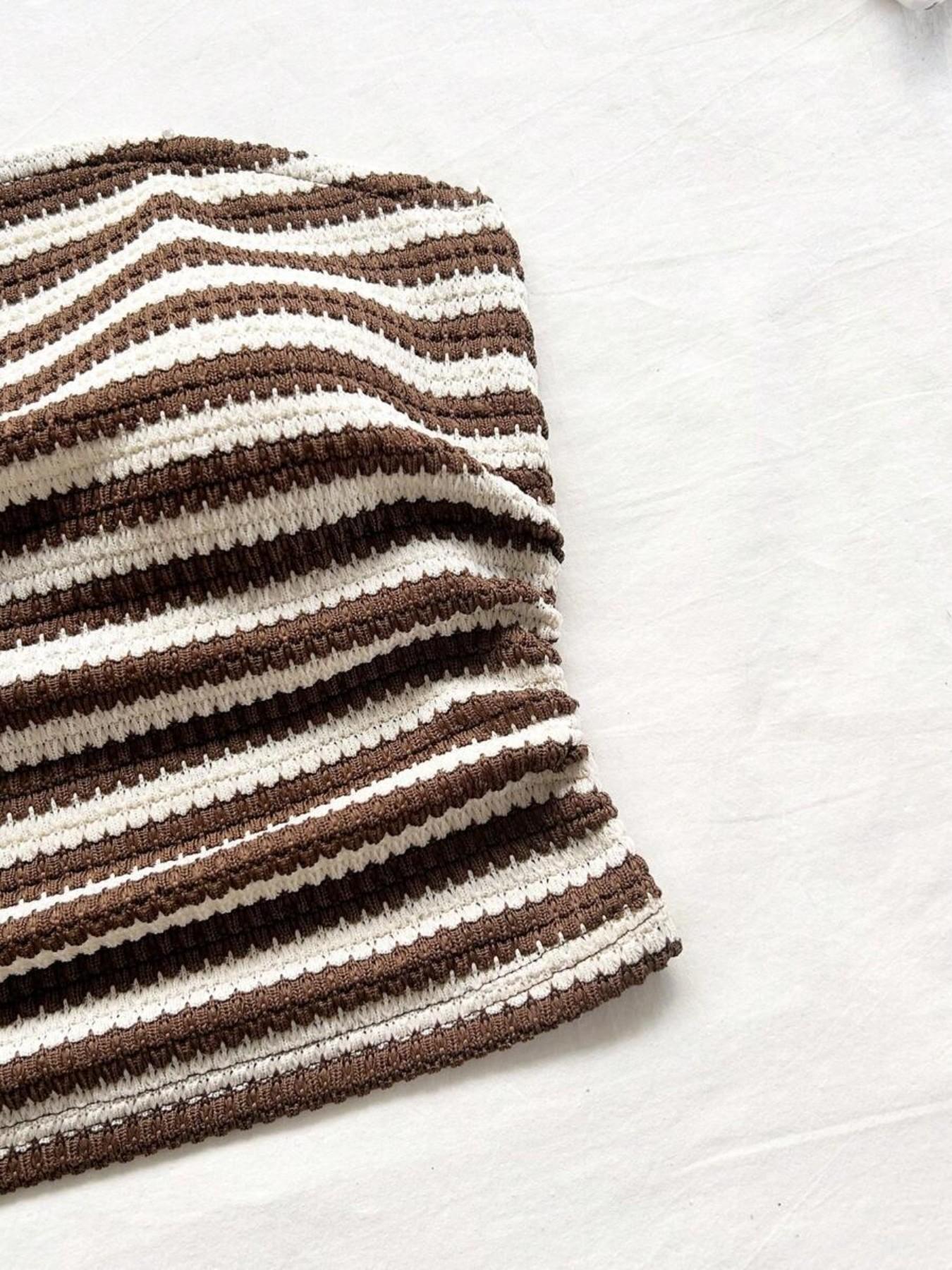 Summer 2-Piece Set: Colorblock Ruffle Bustier and Low Waist Shorts, Textured Knitwear, Perfect for Vacation and Summer