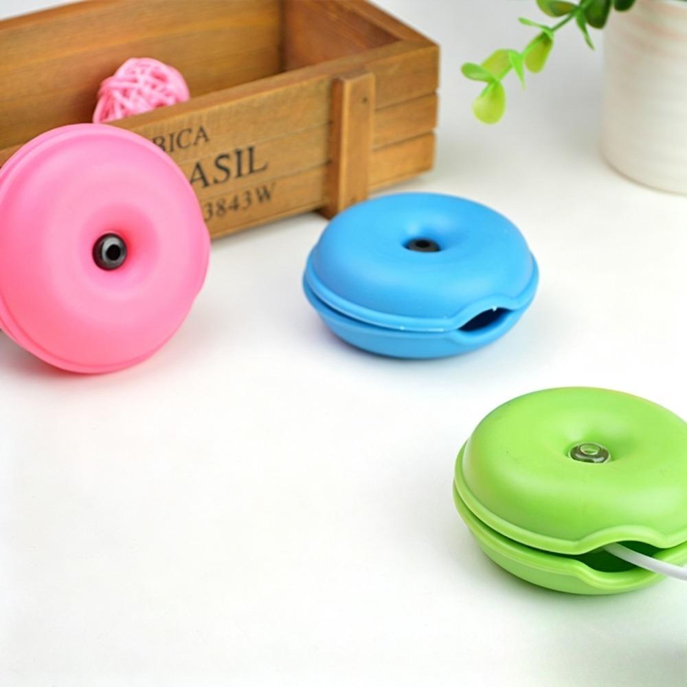 3-Piece Soft Plastic Cartoon Silhouette Cord Winder Mini Set, Compact Portable Bag Accessory Organizer for Audio Earbuds, Wired Earphones, USB Data/Charging Lines, Tablet Lines, Card Readers, Ideal for Daily Carry, Travel, Tangle-Free, Spiral