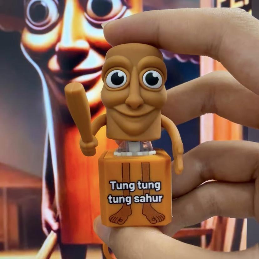 Funny Italian Brainrot Tung Tung Sahur Sound Keychain - Realistic